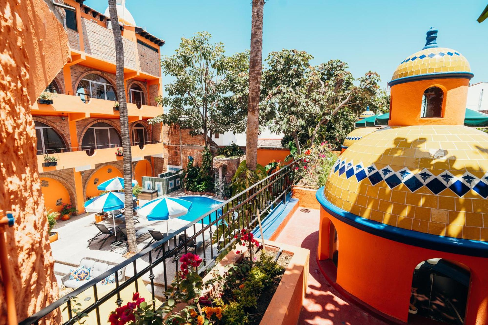 Boutique Hotel & Suites Hacienda Lord Twigg Пуэрто-Вальярта Экстерьер фото