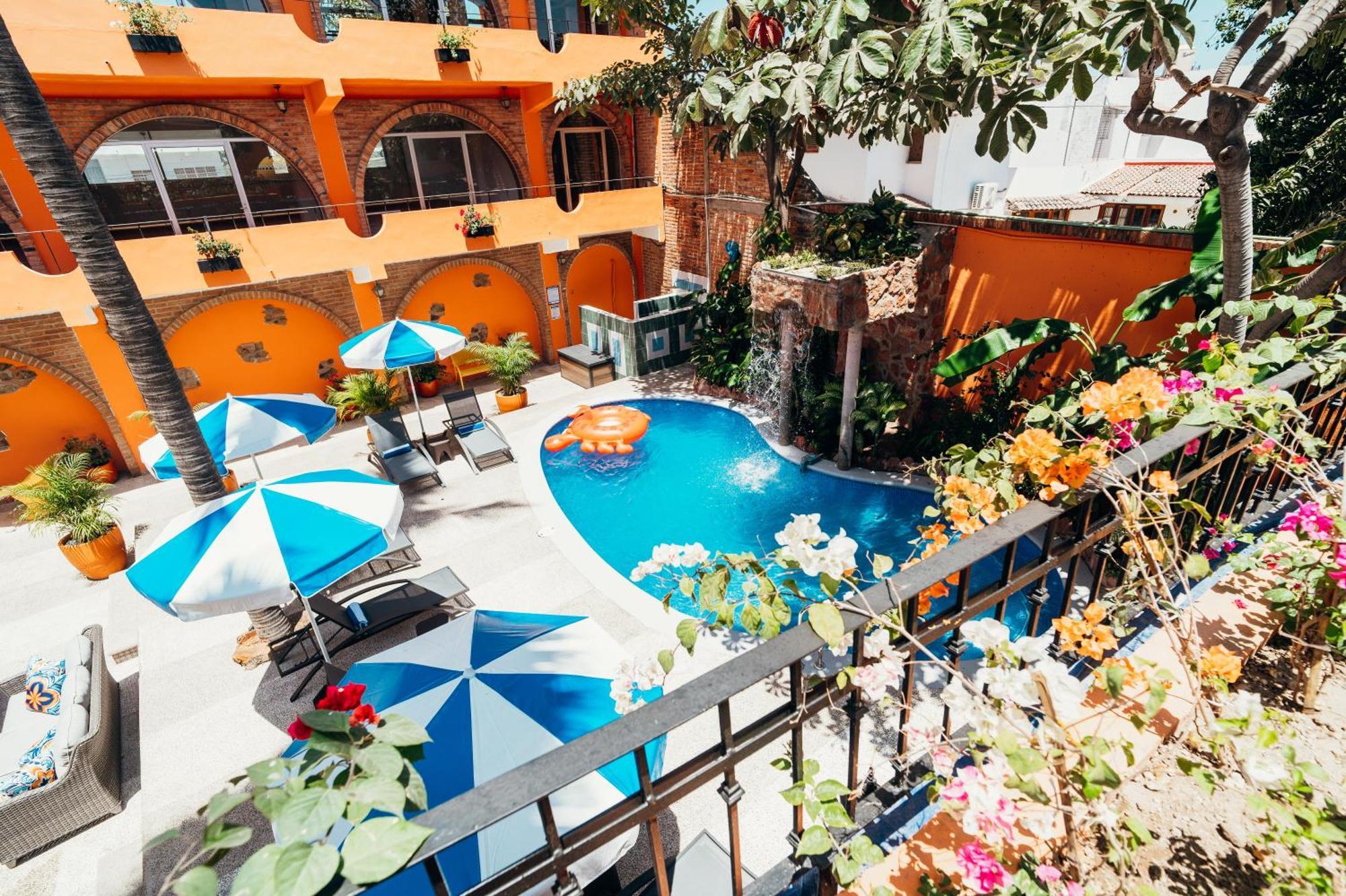 Boutique Hotel & Suites Hacienda Lord Twigg Пуэрто-Вальярта Экстерьер фото