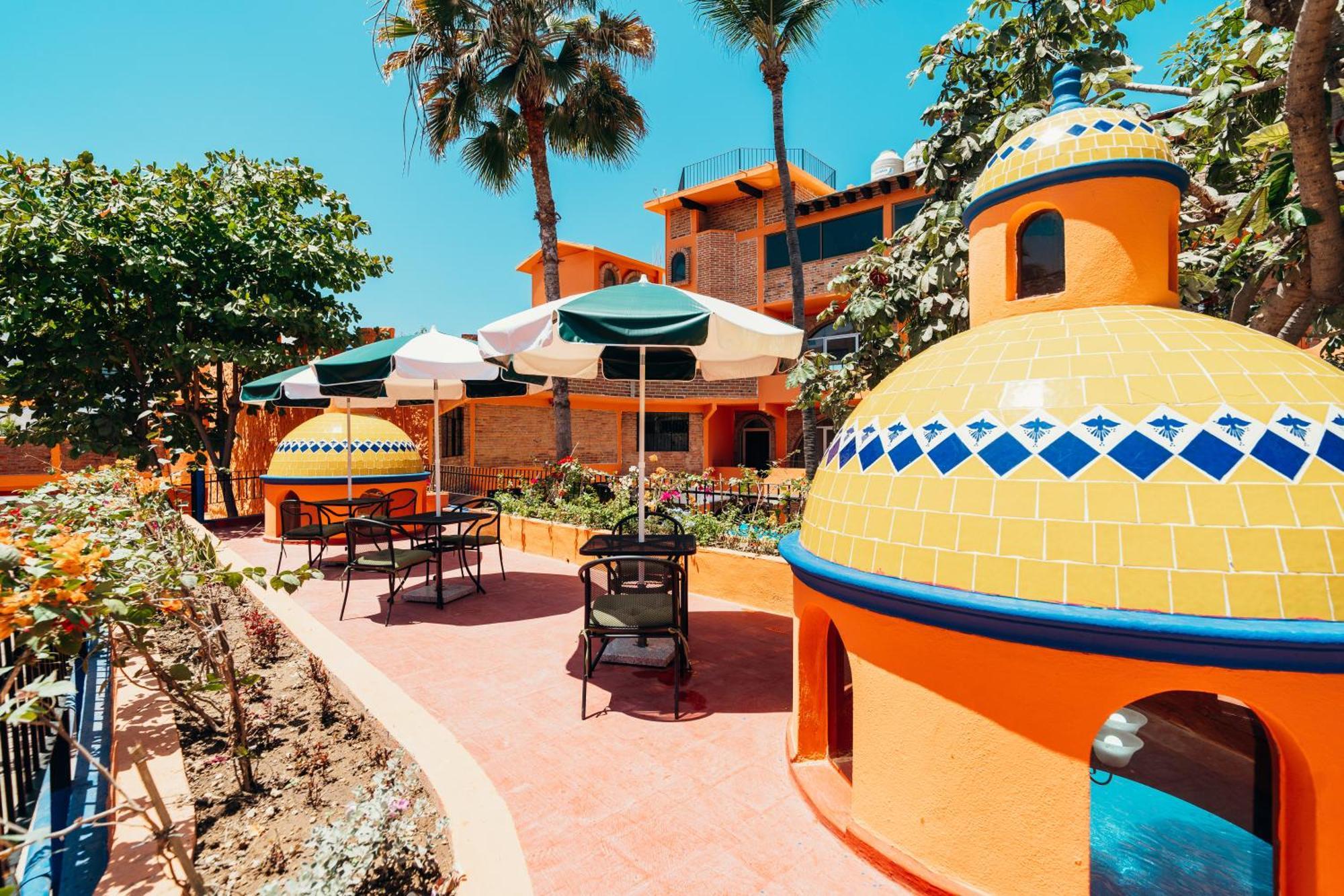 Boutique Hotel & Suites Hacienda Lord Twigg Пуэрто-Вальярта Экстерьер фото
