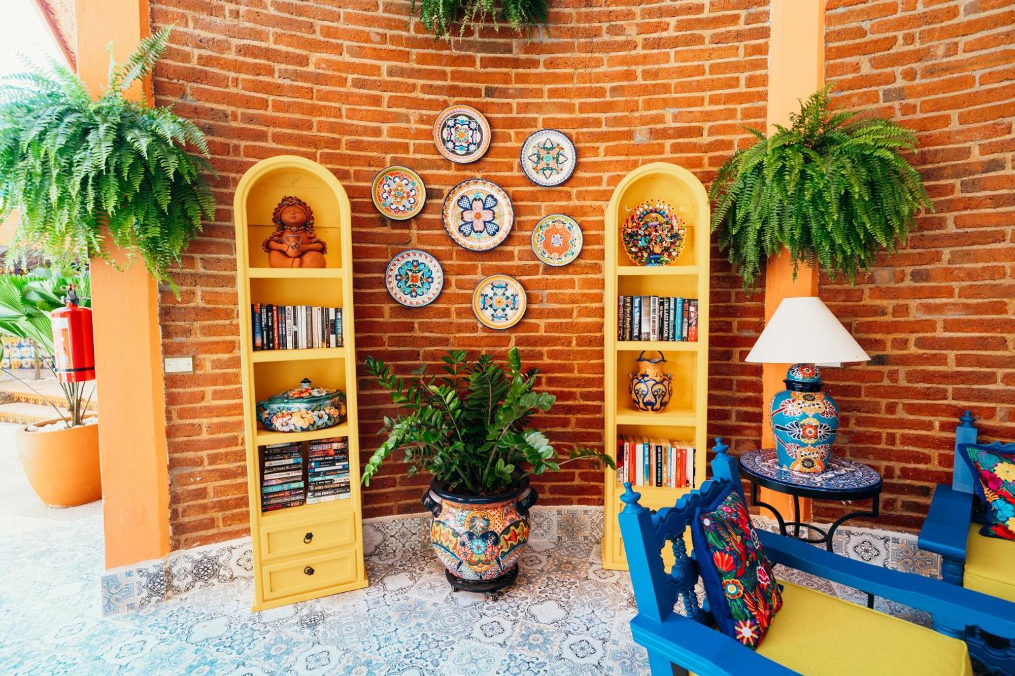 Boutique Hotel & Suites Hacienda Lord Twigg Пуэрто-Вальярта Экстерьер фото